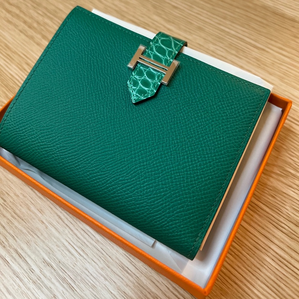 Bearn Compact touch wallet